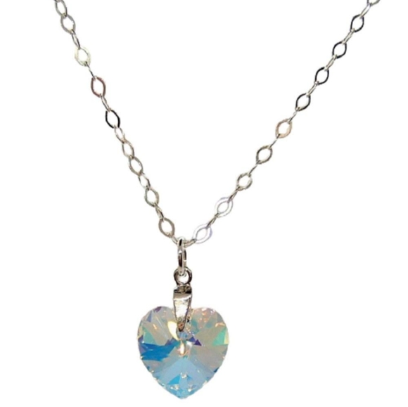 Swarovski crystal heart earrings and necklace - Picture 5 of 6